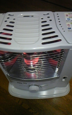 石油反射式ストーブ.jpg